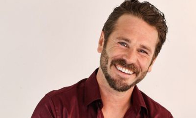 <span style="color: rgb(71, 85, 105);">Alexandre Pronovost</span>