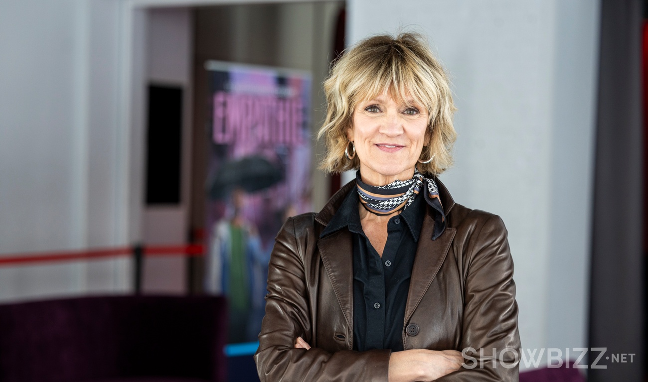 Image de l'article Photo : Josée Deschênes présente son fils, un chanteur country