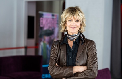 Image de l'article Photo : Josée Deschênes présente son fils, un chanteur country