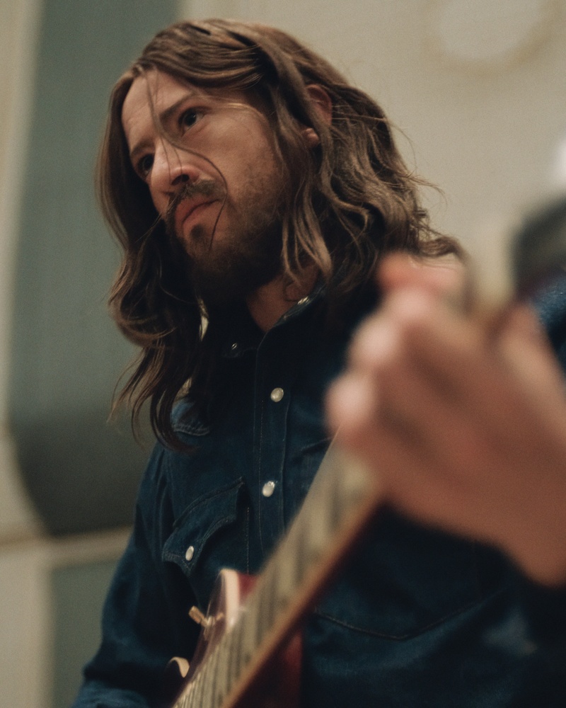 Joseph Quinn est George Harrison
