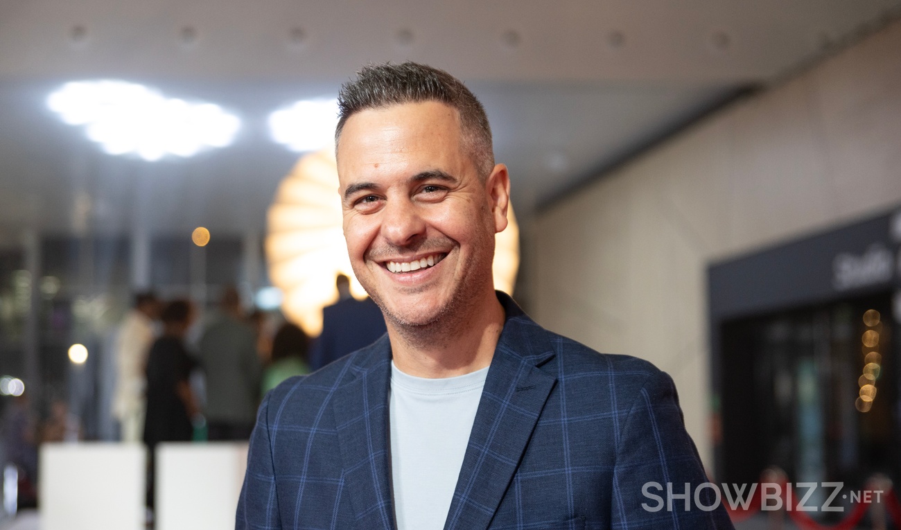 Image de l'article Photo : Pierre Hébert foule un tapis rouge aux côtés de son adorable fillette