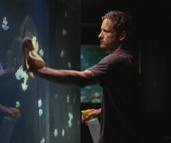 Images du film Remarkably Bright Creatures